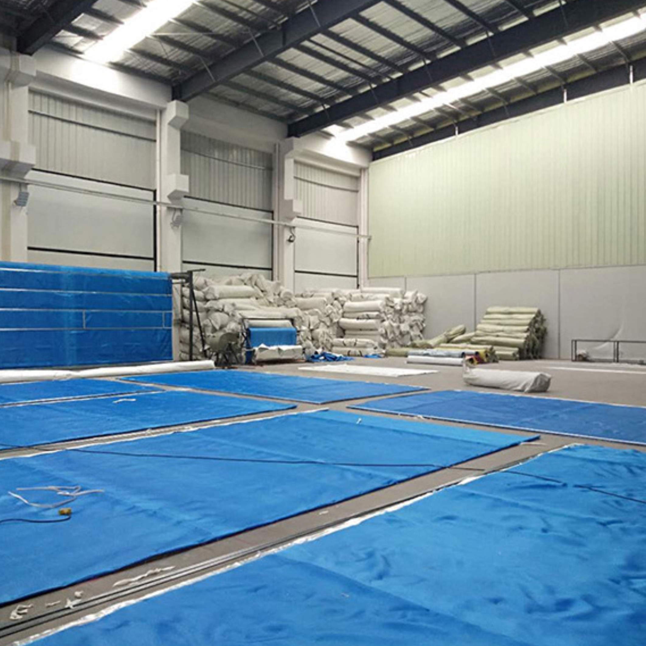 1677808818348509.jpg 10727277266_43187316.jpg