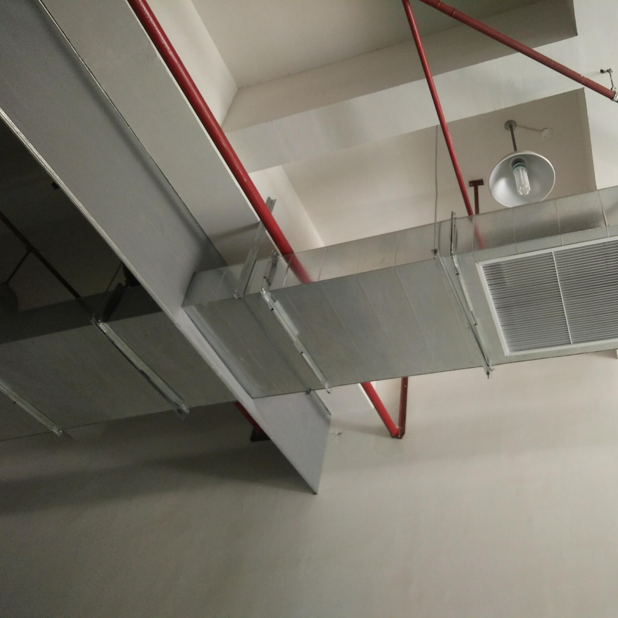 擋煙垂壁 擋煙垂壁