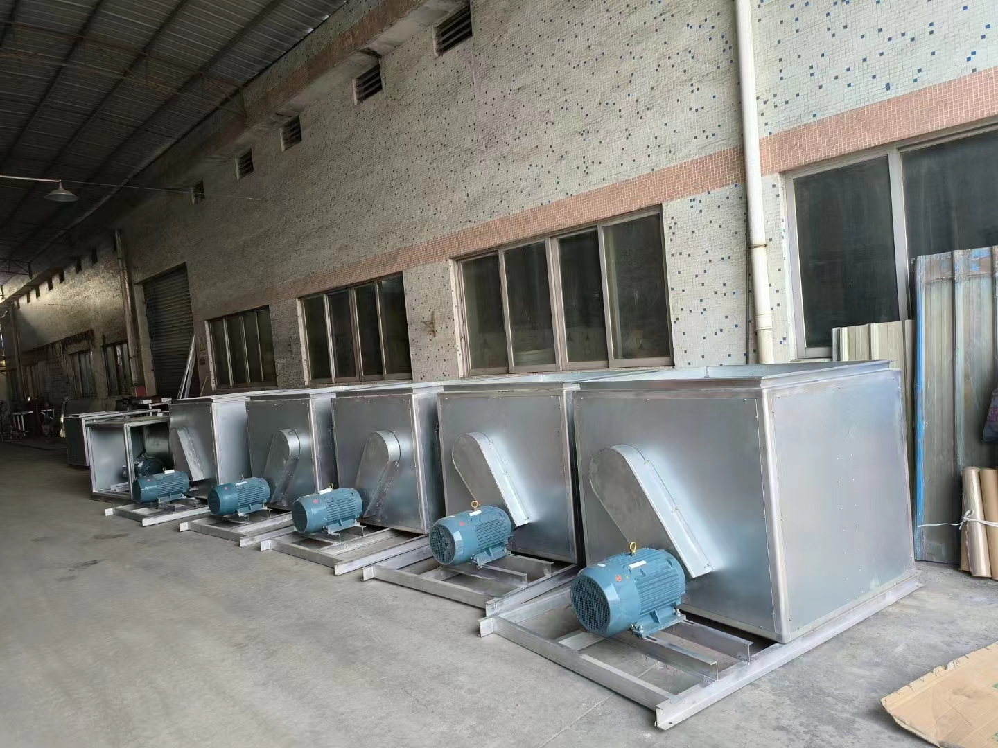 正壓送風(fēng)軸流風(fēng)機(jī) 正壓送風(fēng)軸流風(fēng)機(jī)