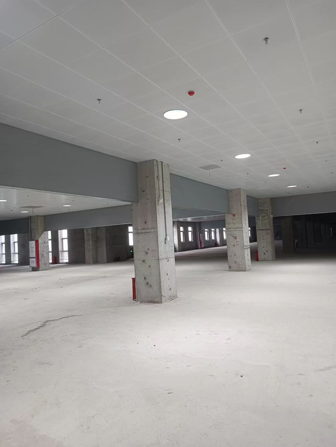 擋煙垂壁 擋煙垂壁