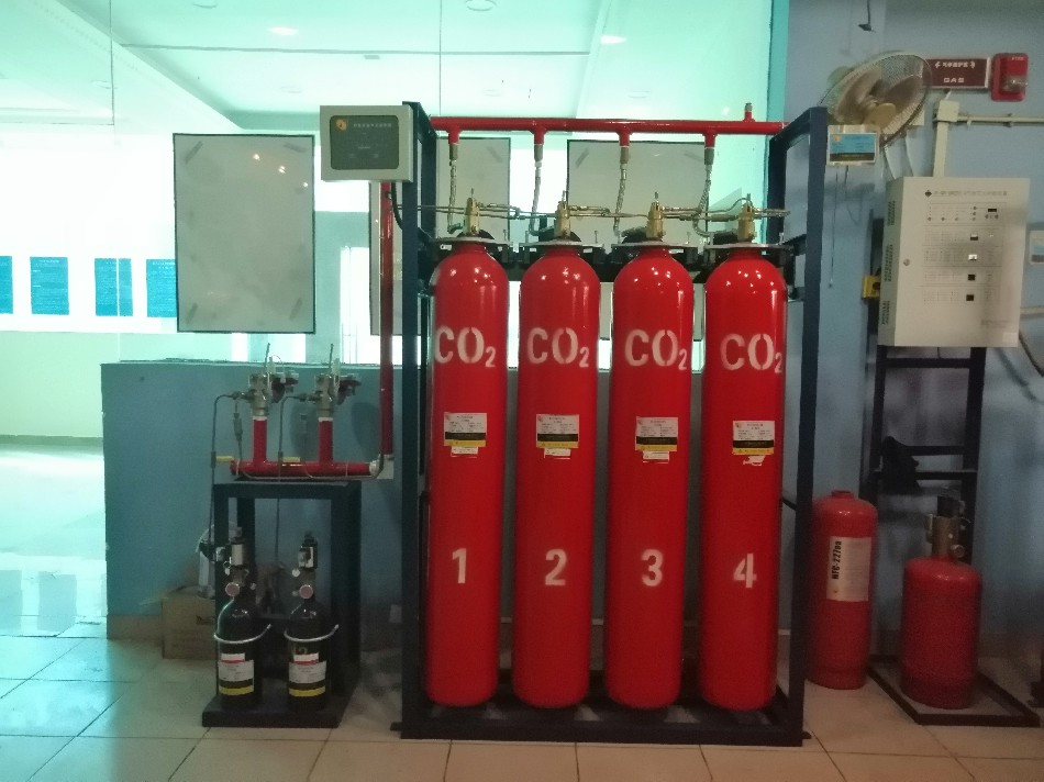 二氧化碳?xì)怏w滅火系統(tǒng) 二氧化碳?xì)怏w滅火系統(tǒng)